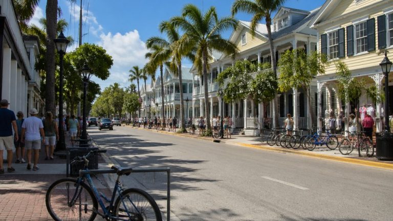 historic island streets sights