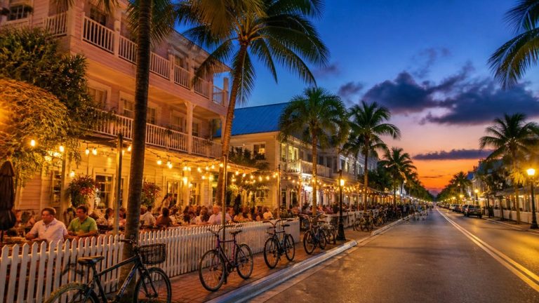 Key West Nightlife Guide for Visitors